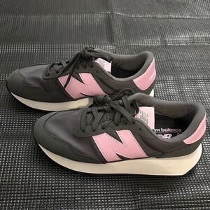 Brand New New Balance 237 Charcoal and Lilac Sneakers
